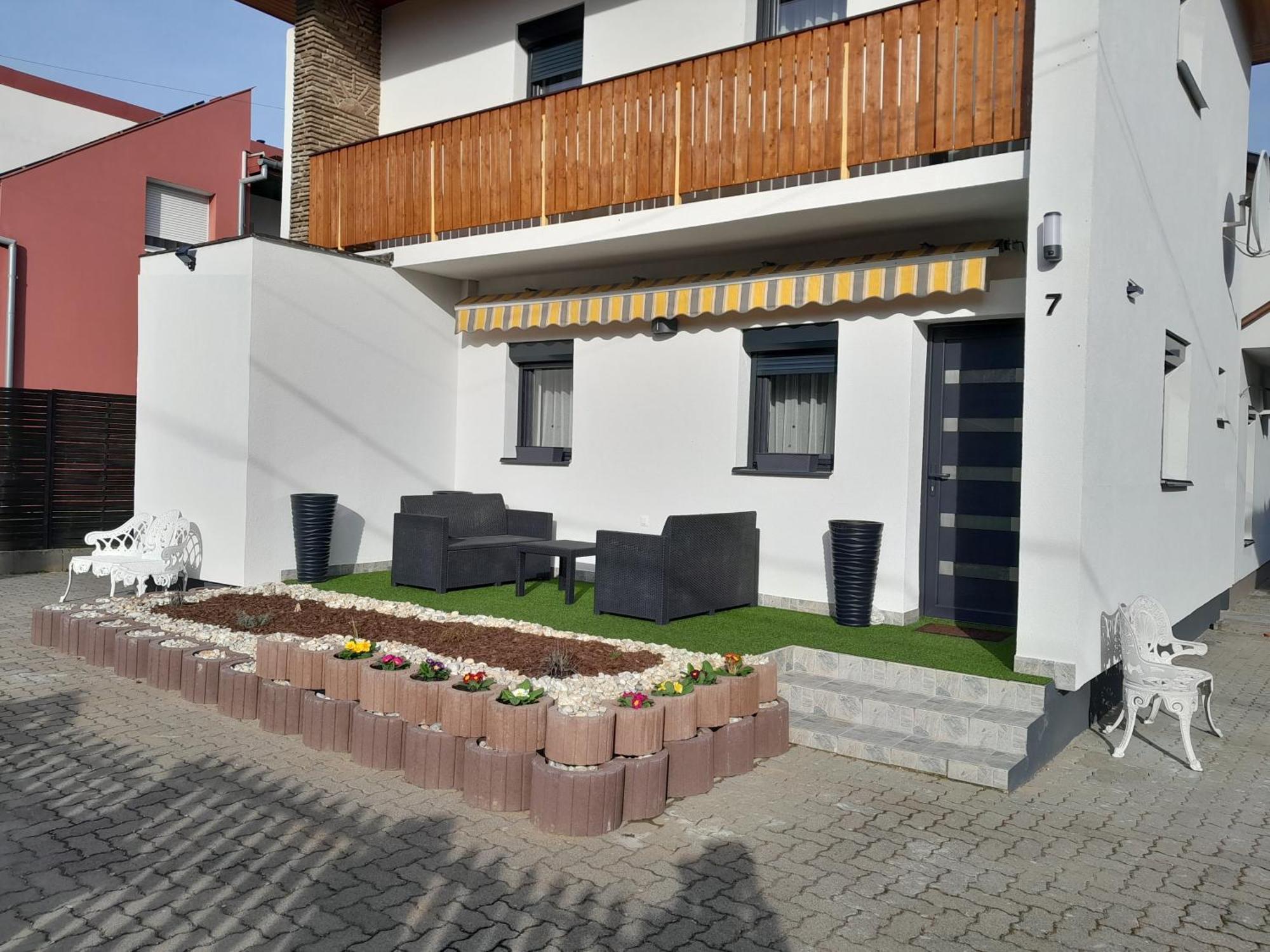 Nyirfa Apartmanhaz Залакарош Екстер'єр фото