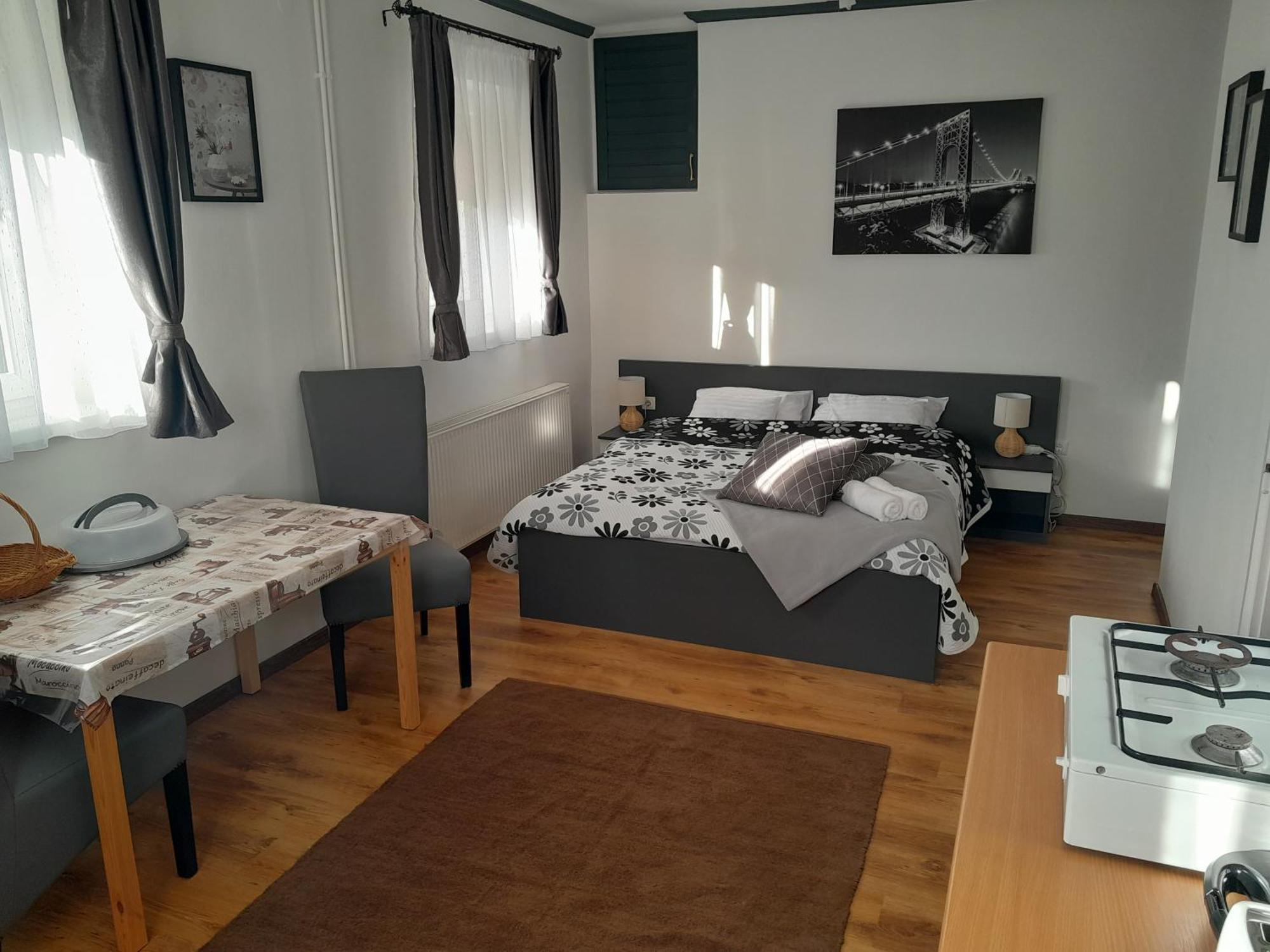 Nyirfa Apartmanhaz Залакарош Екстер'єр фото